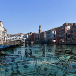 Venice puts up a tourism toll
