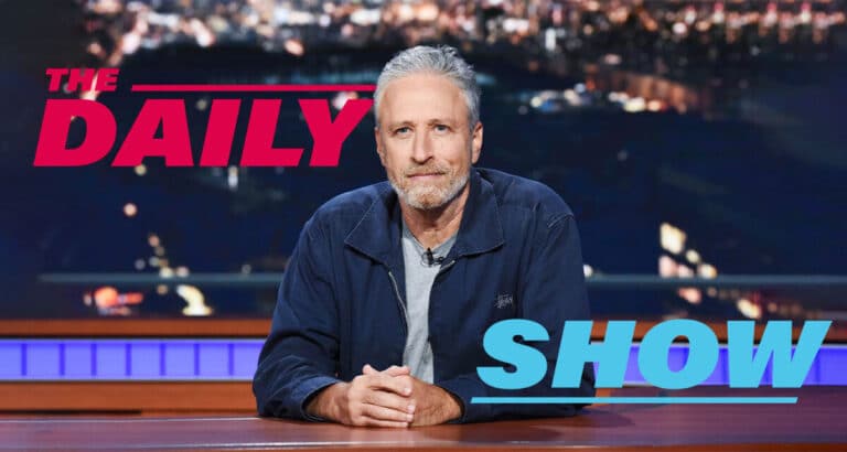 Jon Stewart Is Back On The Daily Show Desk Thefutureparty Jon Stewart Is Back On The Daily Show Desk Thefutureparty