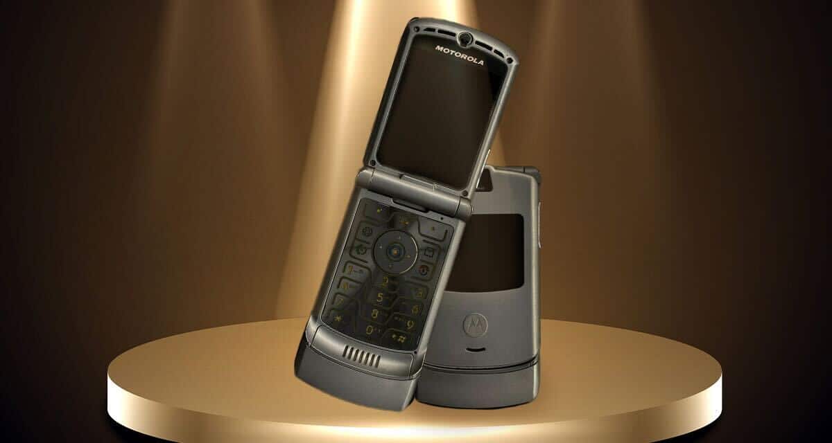 gen-z-millennials-dumbphones-thefutureparty